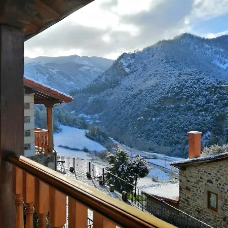 Viviendas Rurales Aldea De Dosamantes בית כפרי Pesaguero-La Parte