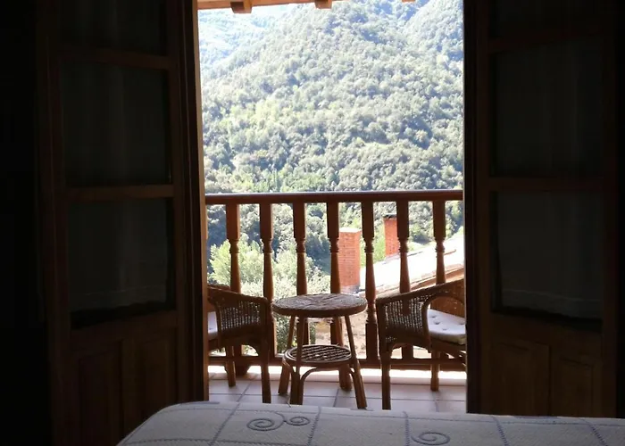 Viviendas Rurales Aldea De Dosamantes * Pesaguero-La Parte