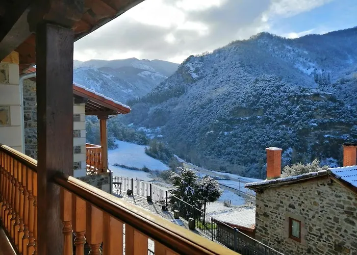 Viviendas Rurales Aldea De Dosamantes Landsted Pesaguero-La Parte