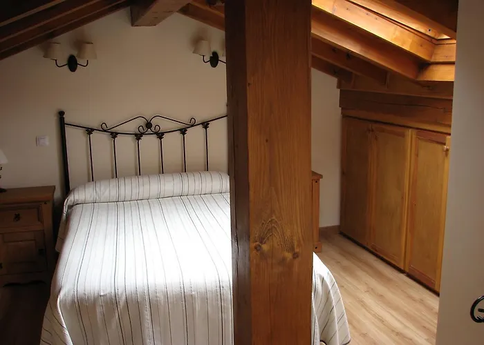 Viviendas Rurales Aldea De Dosamantes * Pesaguero-La Parte